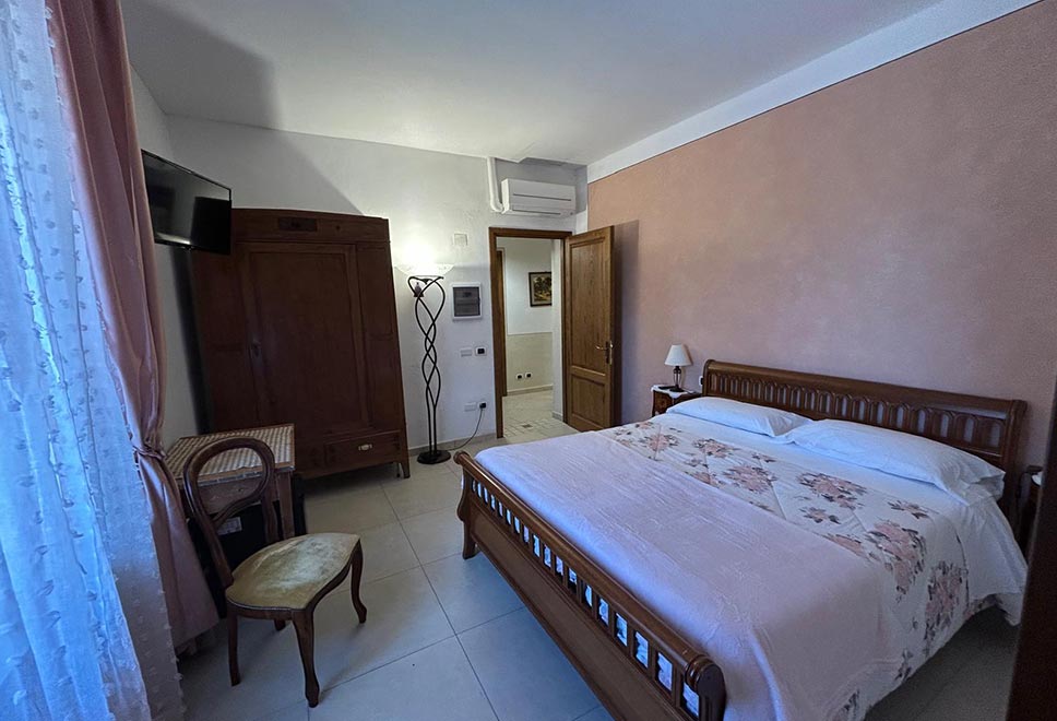 Agriturismo-Signorini-Camera-albicocca-04